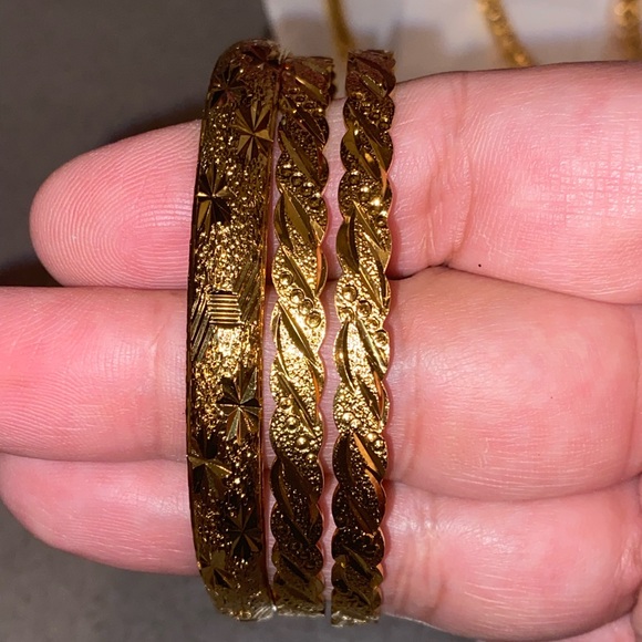 Bangles - Picture 3 of 3